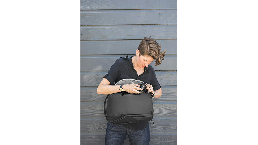 Peak Design Everyday Zip V2 Backpack, 15 Liters, Black, BEDBZ-15-BK-3