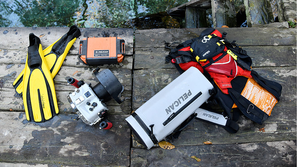 Pelican Dayventure Sling Soft Cooler, 8.52 L, Light Grey, SOFT-CSLING-LGRY