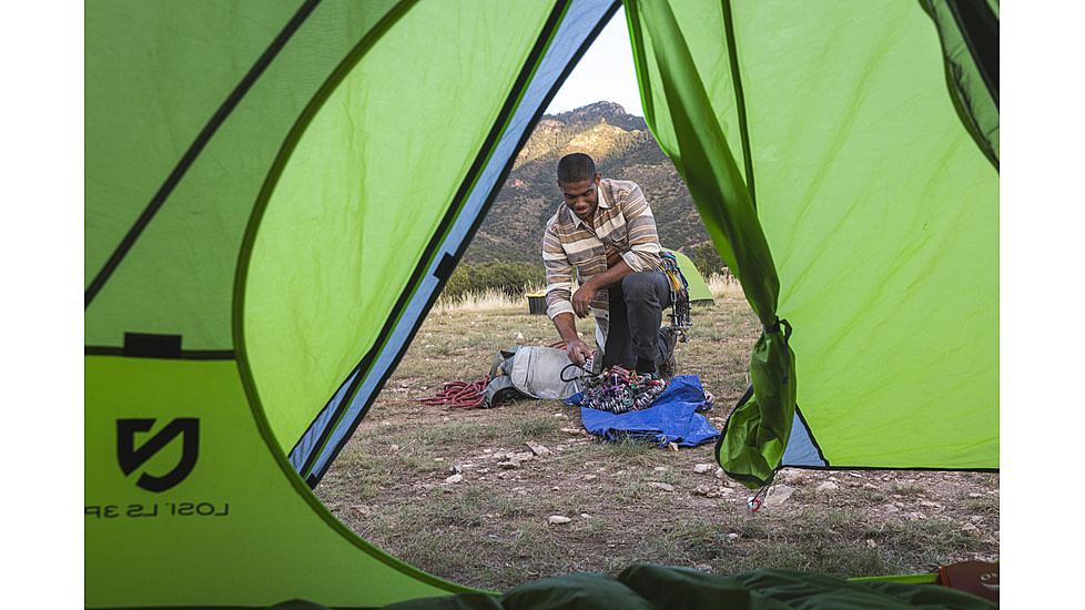 Royal Robbins Clouds Rest Hemp Long SLeeve - Mens, Bistre Pacific Crest Stripe, Medium, Y12600123-224RR-M