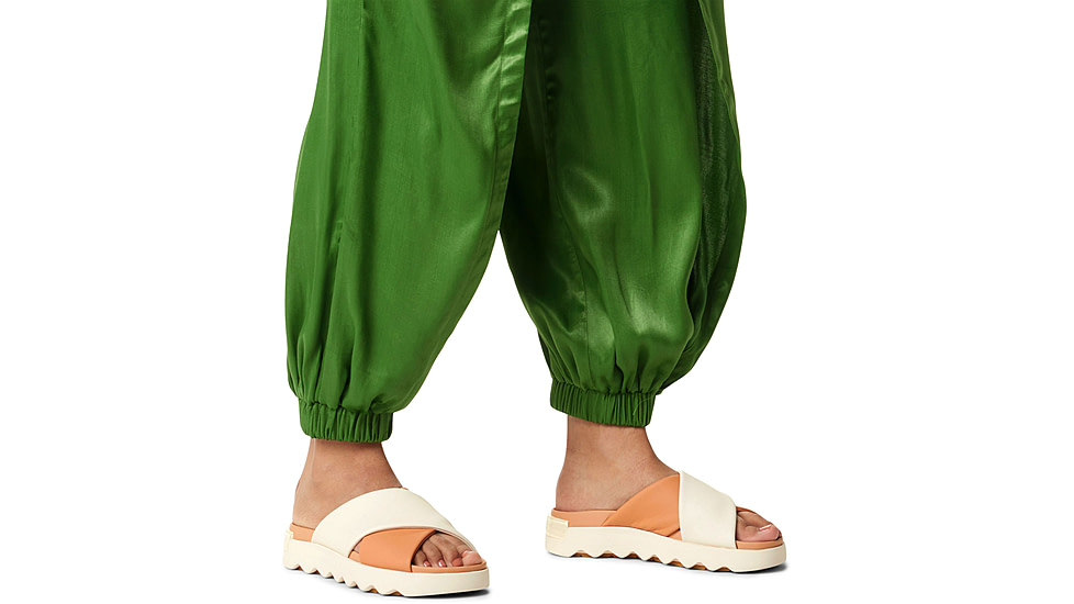 Sorel VIIbe Crisscross Slide - Womens, Honest Beige/Chalk, 9, 2076811-246-9