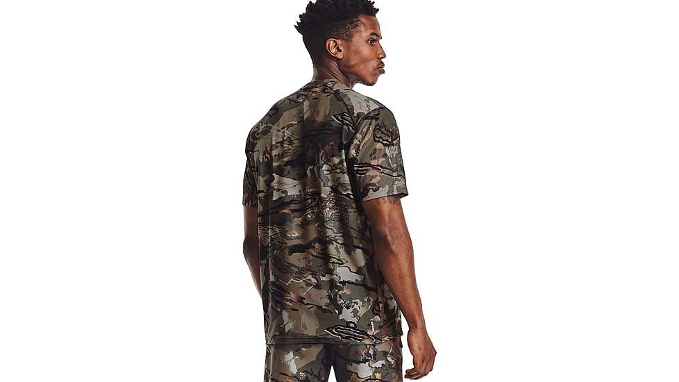 Under Armour Iso-Chill Brushline Short Sleeve Shirt - Mens, UA Forest All Season Camo, Medium, 1361310994MD