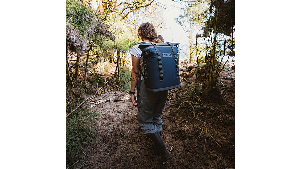 Yeti Hopper M20 Backpack, Big Wave Blue/Navy, 20 Liter, 18060131394