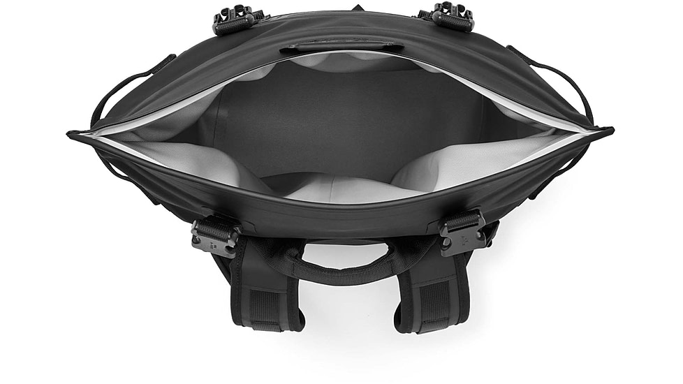 Yeti Hopper M20 Backpack, Black, 20 Quart, 18060131272