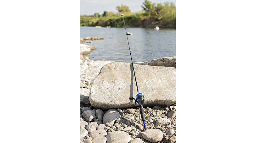 Zebco 33 CustomZ Spincast Reel and Rod Combo, 6ft 2-PC Fiberglass Rod w/ EVA Handle, QuickSet Anti-Reverse Reel w/ Bite Alert, Blue, 33CZBL602MA.NS4