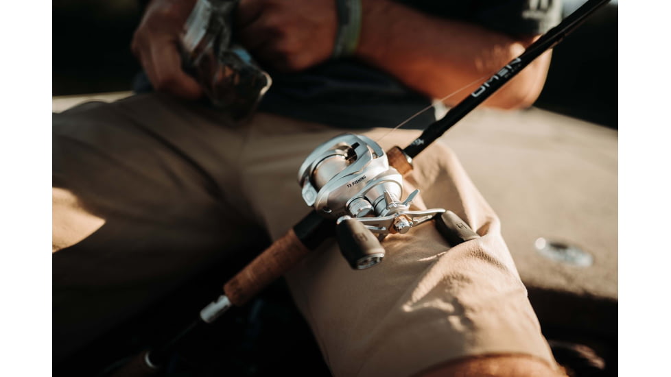 Rapala Modus C2 Baitcast Reel, 8.1:1 Gear Ratio, Right Hand Retrieve, Flash, Gray, 200, MODC2-8.1-RH