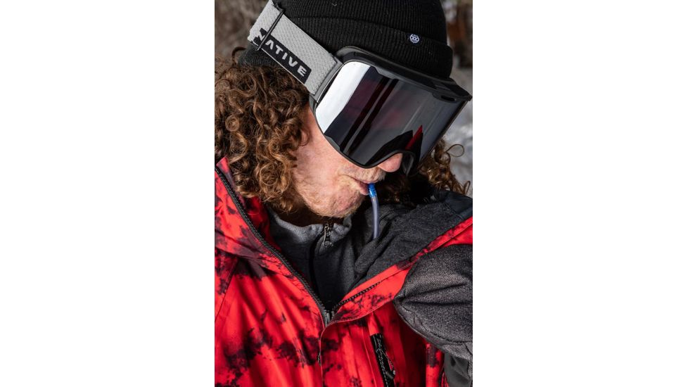 686 Gore-Tex Hydrastash Sync Jacket - Mens, Red Dazed, Small, L9W103-RED-S