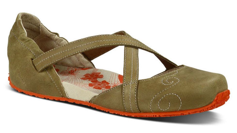 Ahnu Karma Casual Shoe - Women's-Otter-Medium-6.5 US