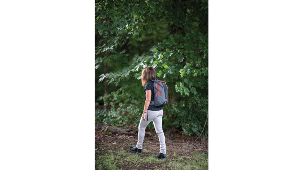 ALPS Mountaineering Hydro Trail 15, gray/chili, 15L / 953 cu in, 6032049