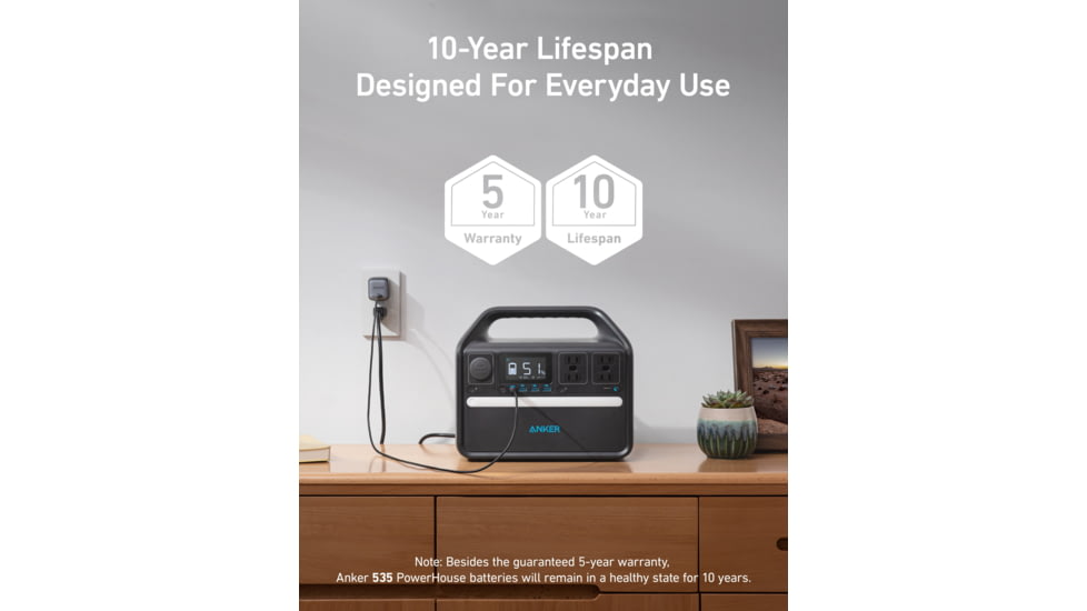 Anker 535 Solar Generator w/ 100W Solar Panel, 512Wh PowerHouse, B1751111