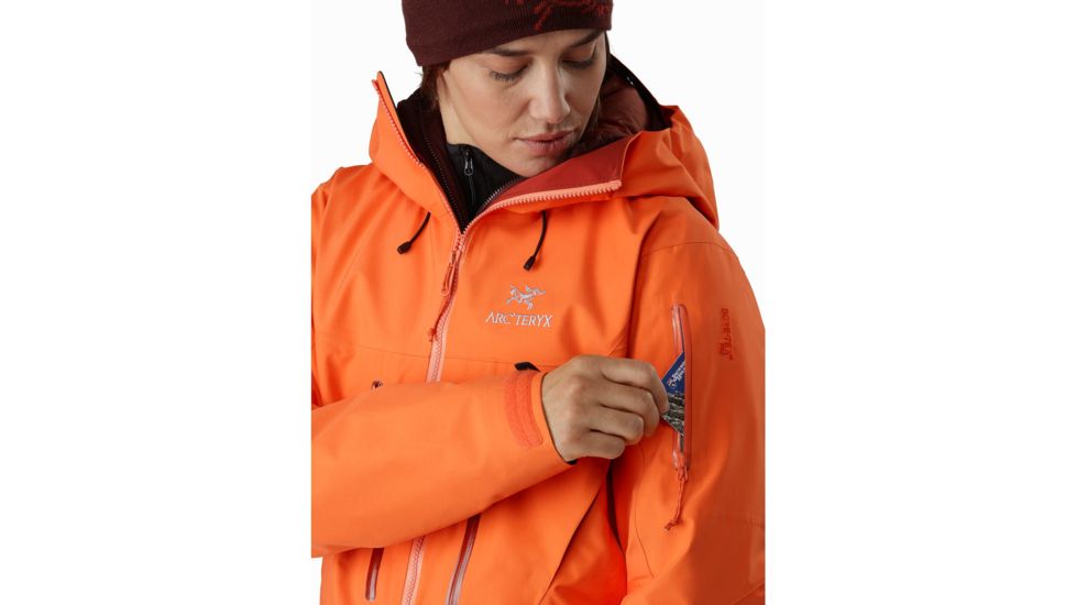 Arcteryx Alpha Sv Jacket - Womens, Awestruck, Extra Small, 391744