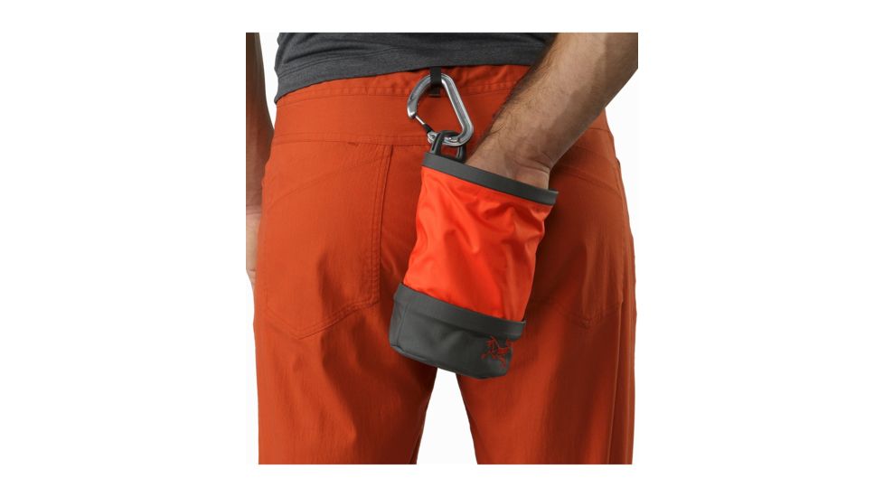 Arc'teryx Aperture Chalk Bag, Pilot/Flare, Large, 328893