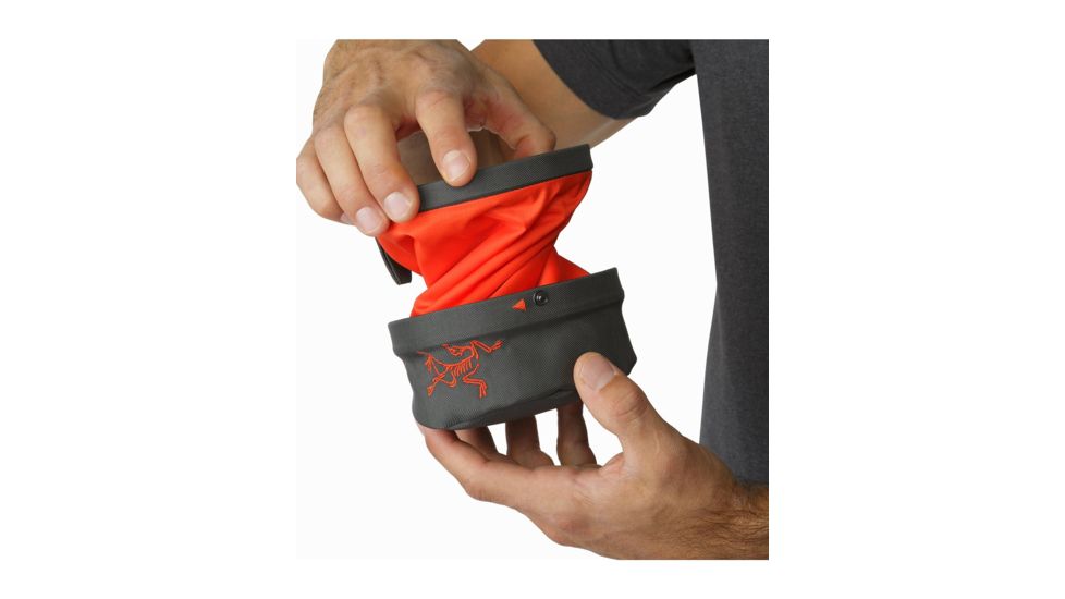 Arc'teryx Aperture Chalk Bag, Pilot/Flare, Large, 328893