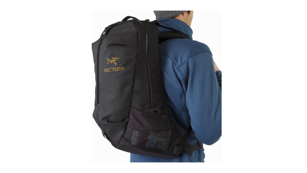 Arc'teryx Arro 22 Backpack, Black, 52636