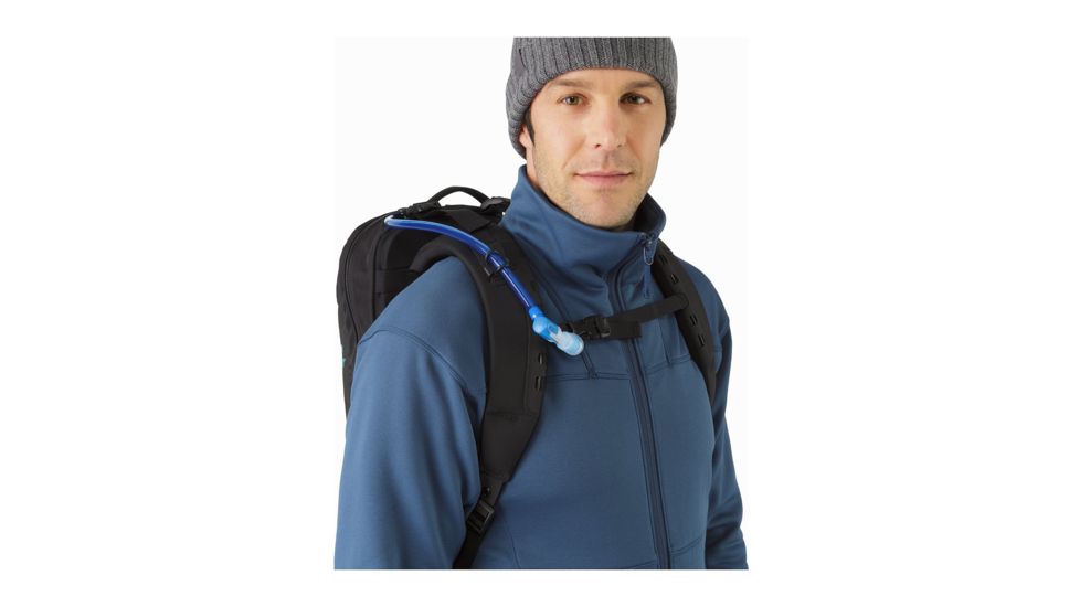 Arc'teryx Arro 22 Backpack, Black, 52636