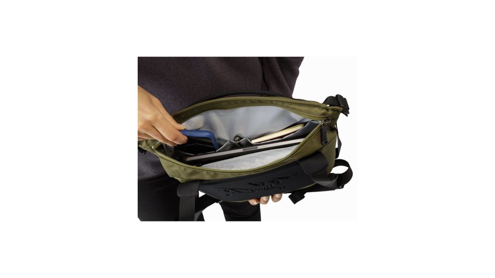 Arcteryx Arro 8 Shoulder Bag - Unisex, Wildwood, 392327