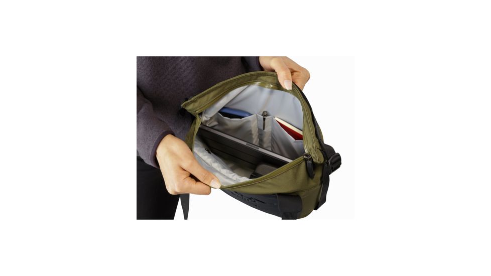 Arcteryx Arro 8 Shoulder Bag - Unisex, Wildwood, 392327