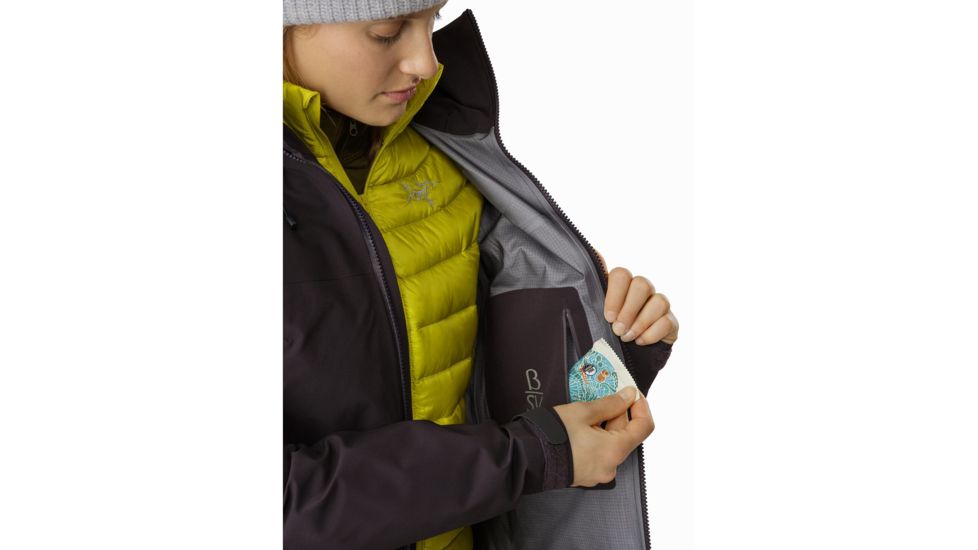 Arcteryx Beta Sv Jacket - Womens, Dimma, Small, 391403