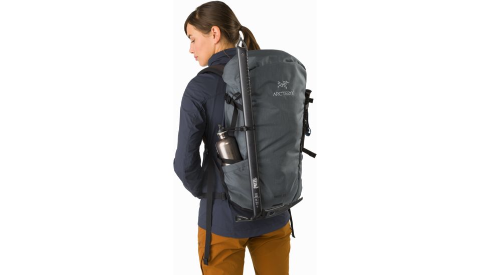 Arcteryx Brize 25 Backpack, Neptune, 25 Liters, Regular, 370472