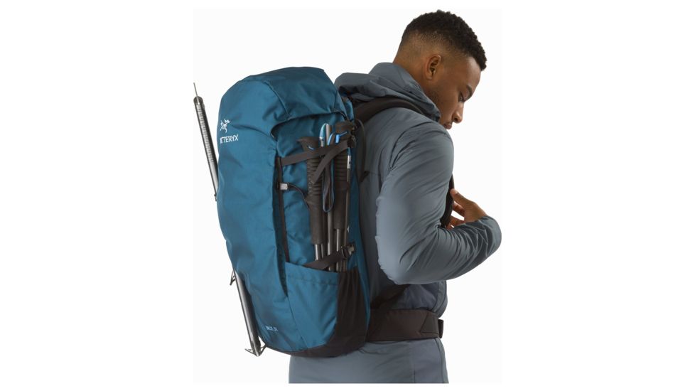 Arc'teryx Brize 32 Backpack, Iliad, Regular, 370478