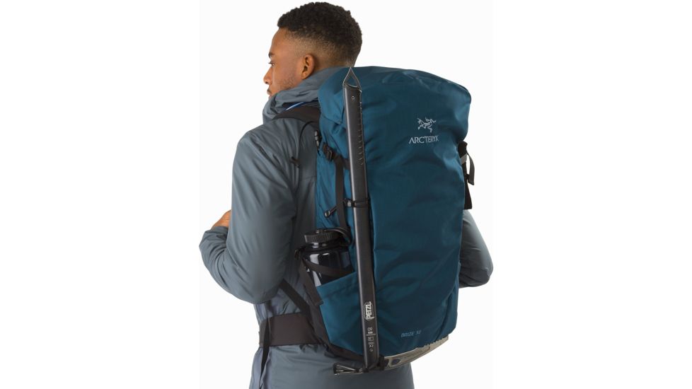 Arc'teryx Brize 32 Backpack, Iliad, Regular, 370478