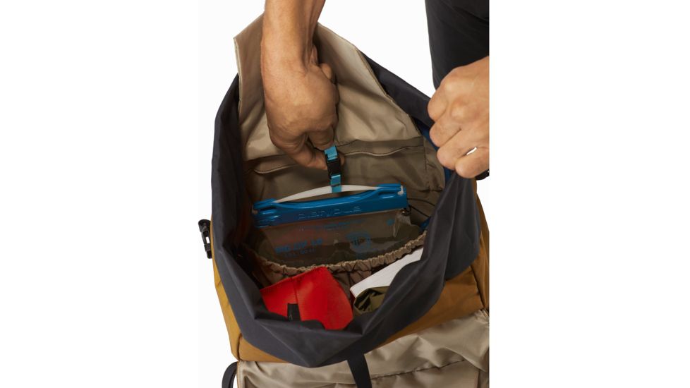 Arcteryx Brize 32 Backpack, Yukon, Regular, 415657