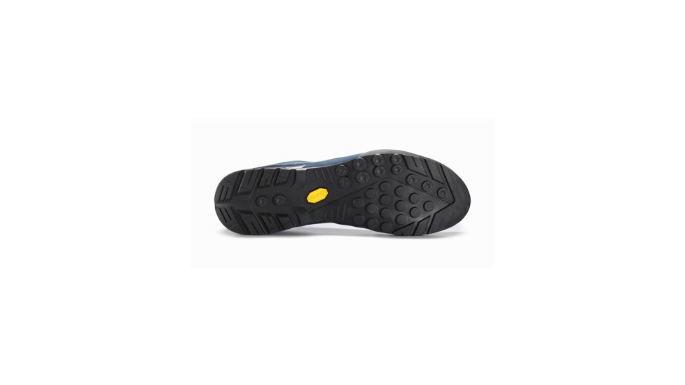 Arcteryx Konseal FL Shoe - Mens, Nocturne/Red Beach, 8, 22247-NORB-8