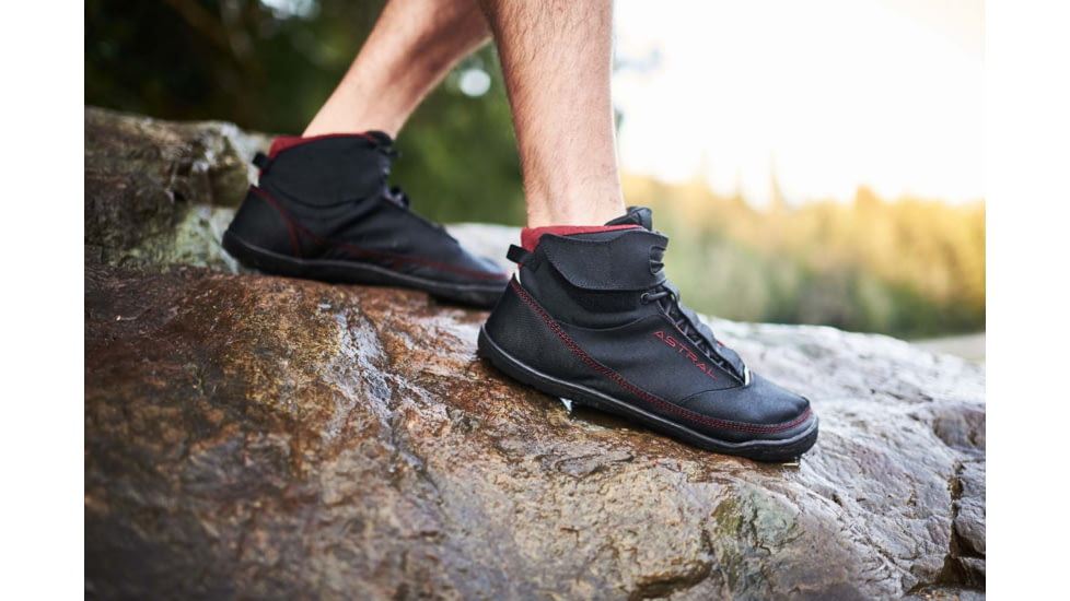 Astral Hiyak Water Shoes, Black/Black, M5/ W6, 6HYMBB05