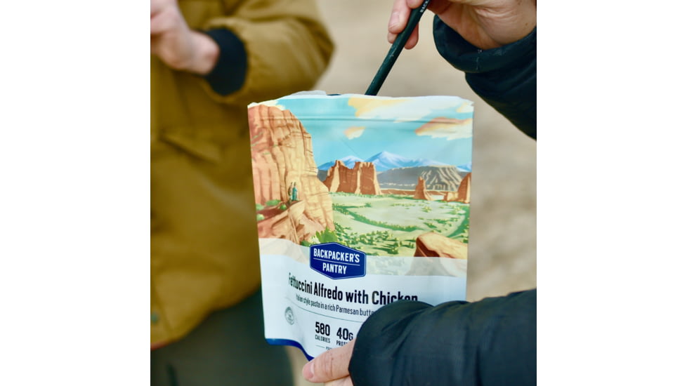 Backpackers Pantry Fettuccini Alfredo w/ Chicken, 2 Servings, 102411