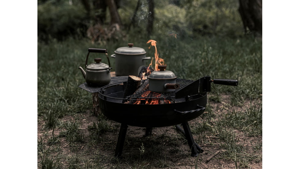 Barebones Cowboy Fire Pit Grill, 23in, CKW-440