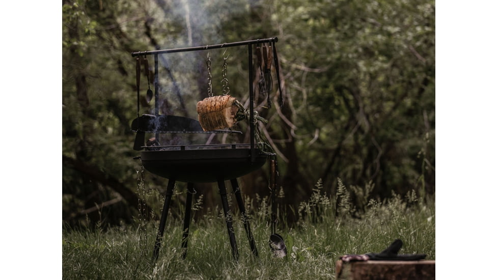 Barebones Cowboy Fire Pit Grill - 30in w/ Adjustable Legs, CKW-450