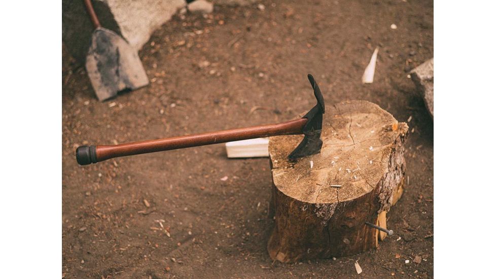 Barebones Pulaski Axe, 1055 Carbon Steel 1/3in Blade, Wood Handle, HMS-2101