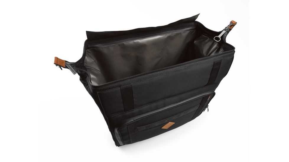 Barebones Roller Cooler, 96 cans/ 60 L, Black CLR-710