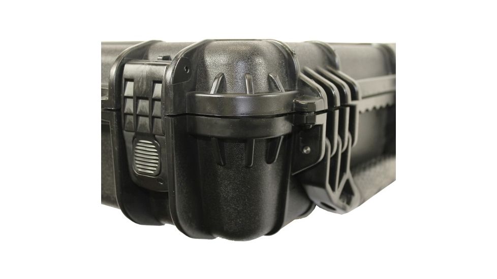 Bison Coolers 5317R Large Roller Case, Black 210601