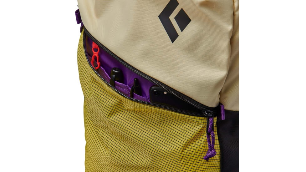 Black Diamond Logos 26 Backpack, Sun Yellow, One Size, BD6812487020ALL1