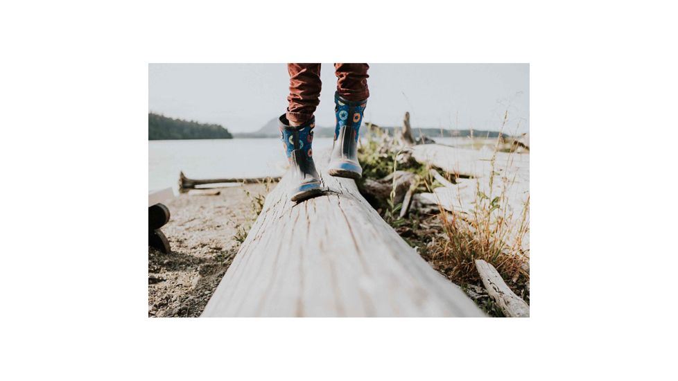Bogs Classic Design A Boot - Donuts, Blue Multi, Medium, 11, 72496-460-M-11