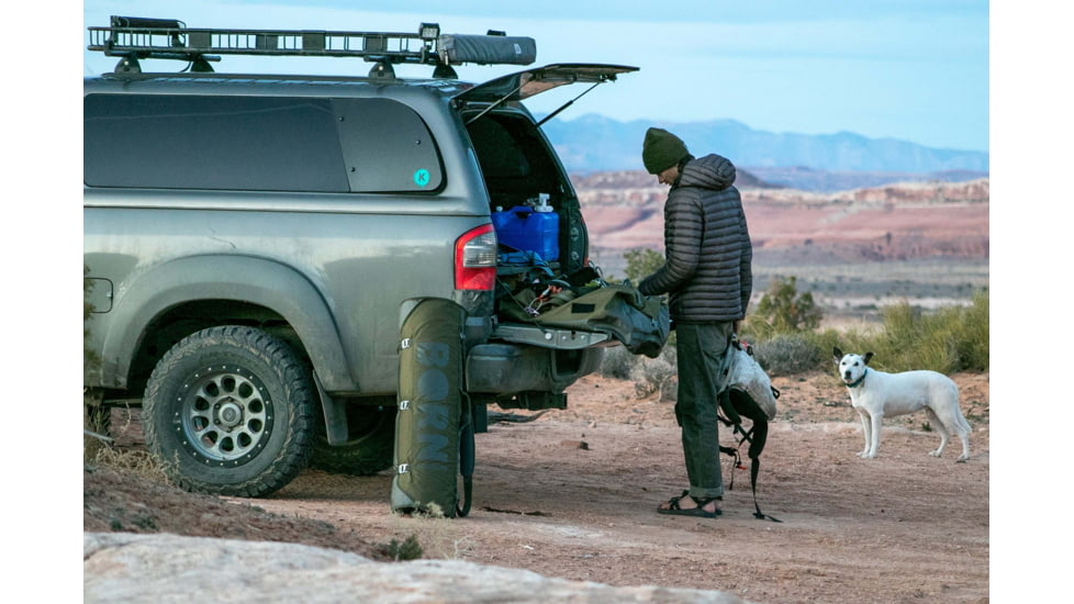 Born Outdoor Badger Bed, Moss Green, Large, BO-BB-MG-30