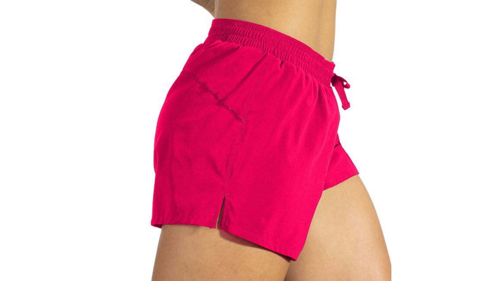 Brooks Moment 5in Short - Womens, Hyper Pink, M, 221582620.030