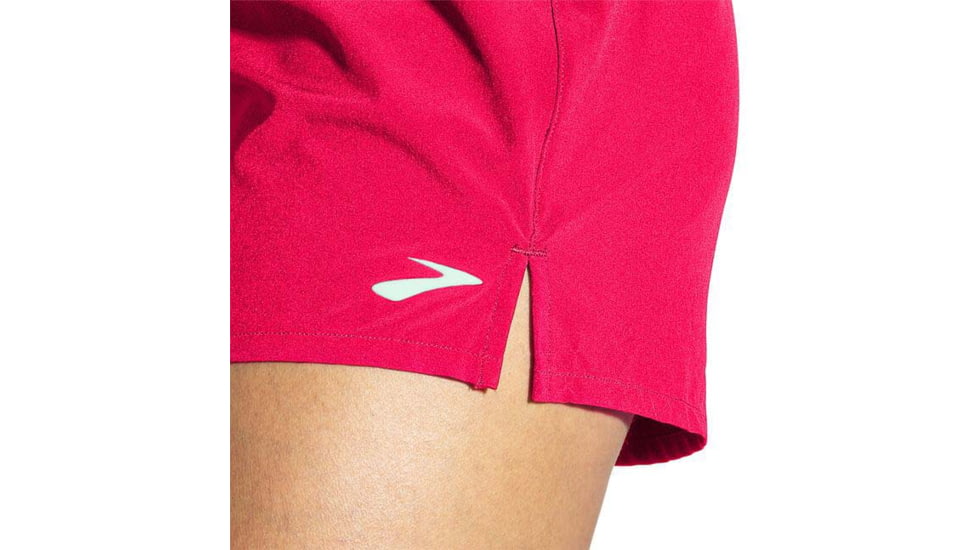 Brooks Moment 5in Short - Womens, Hyper Pink, M, 221582620.030