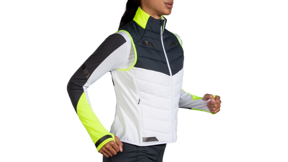 Brooks Run Visible Insulated Vest - Womens, White/Asphalt/Nightlife, M, 221561134.030