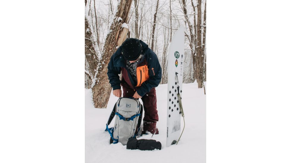 Burton Incline Backpack, 30L, Stout White Coated Ripstop, 30 Liter, 18517101100