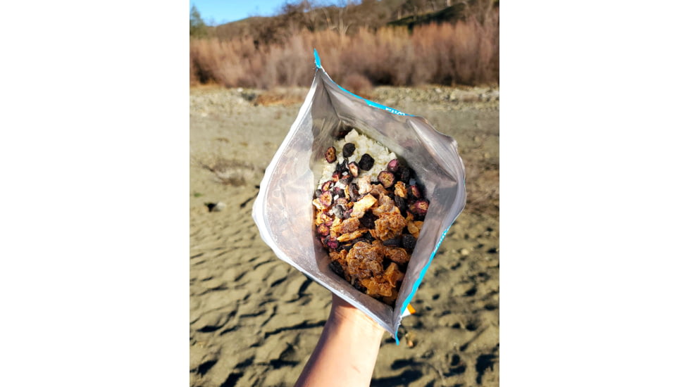 Bushkas Kitchen Yogurt Bowl - Blueberries w/Coconut Granola, Single Serving, fd-16