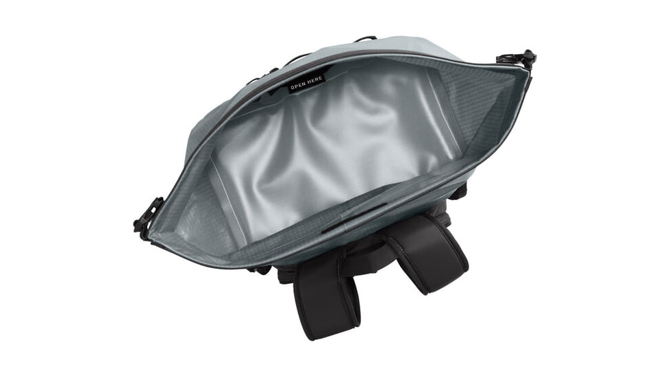 CamelBak ChillBak Cooler Soft Pack 30L, Monument Grey, 2755001000