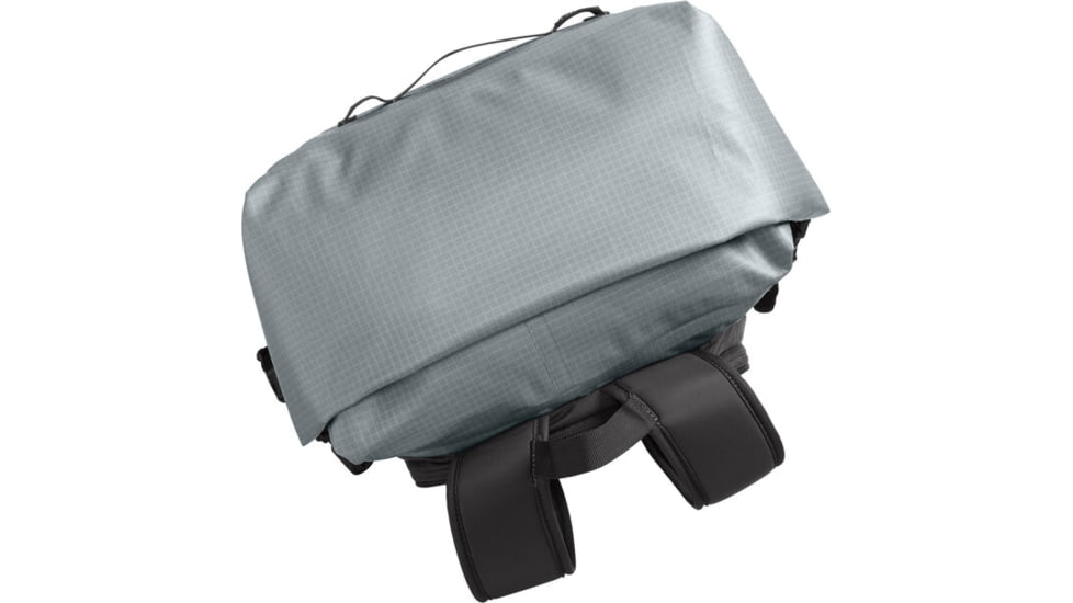 CamelBak ChillBak Cooler Soft Pack 30L, Monument Grey, 2755001000