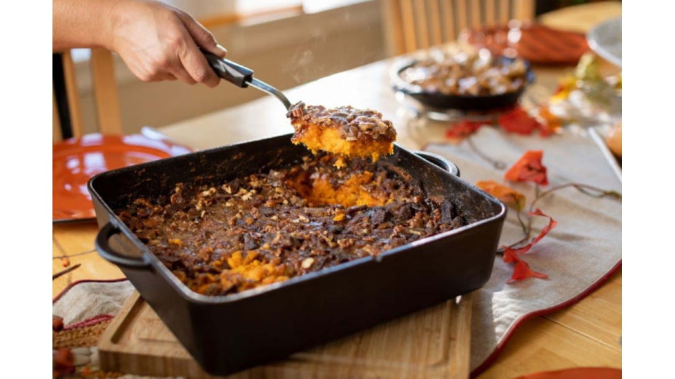 Camp Chef 13 Cast Iron Square Dutch Oven, 8 Qt, Black, DO13S