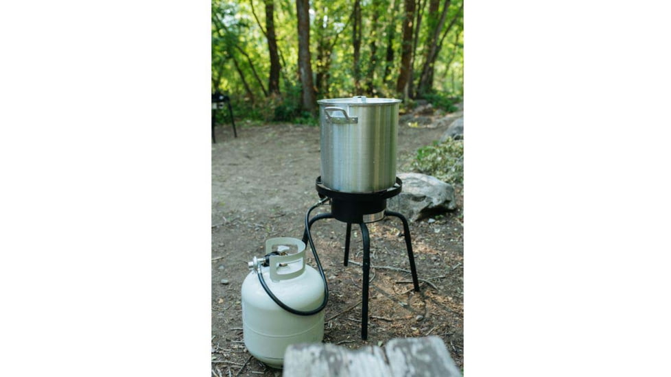 Camp Chef 32 Quart Aluminum Fry Pot &amp; Basket, Silver, DP32