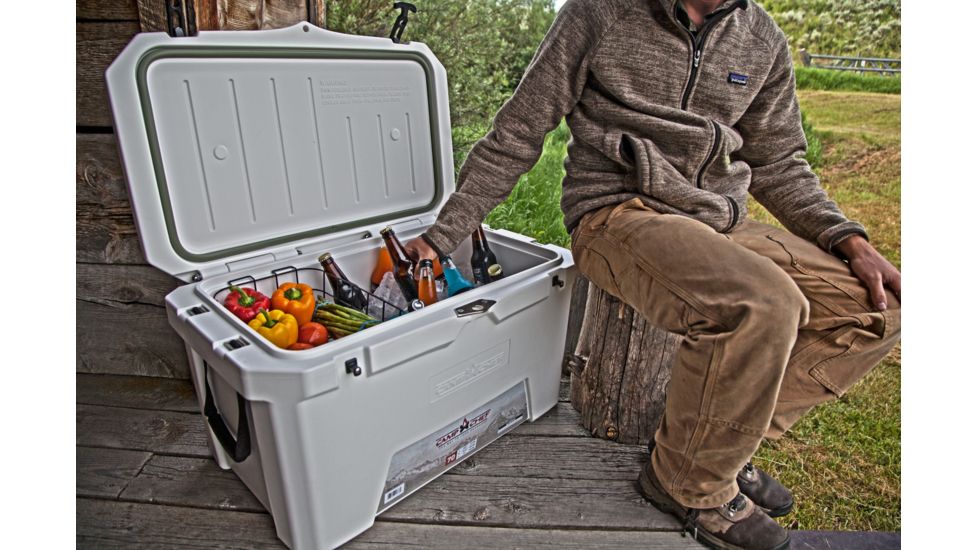 Camp Chef Cooler 70, White C70