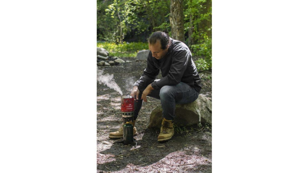 Camp Chef Mountain Series Stryker Propane Stove, Green/Black/Red, MS150