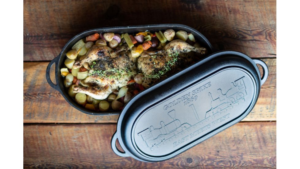 Camp Chef Spike Oval Roaster, 12-quart, Black, DOOV18
