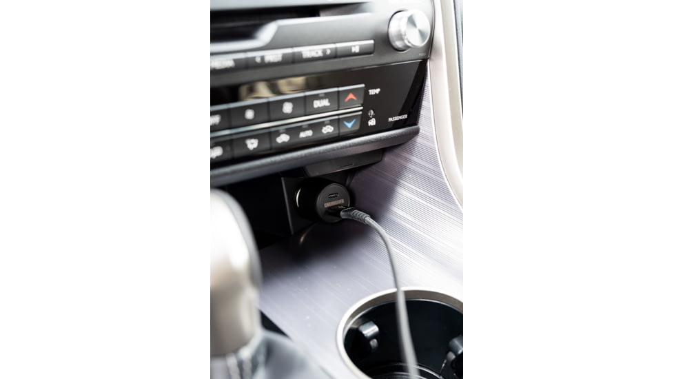 Car and Driver Dual USB Car Charger, CAD-3175