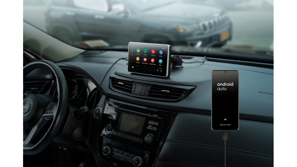 Car and Driver Intellidash+ Dashboard-Mounted Smart Display, CAD-DU900